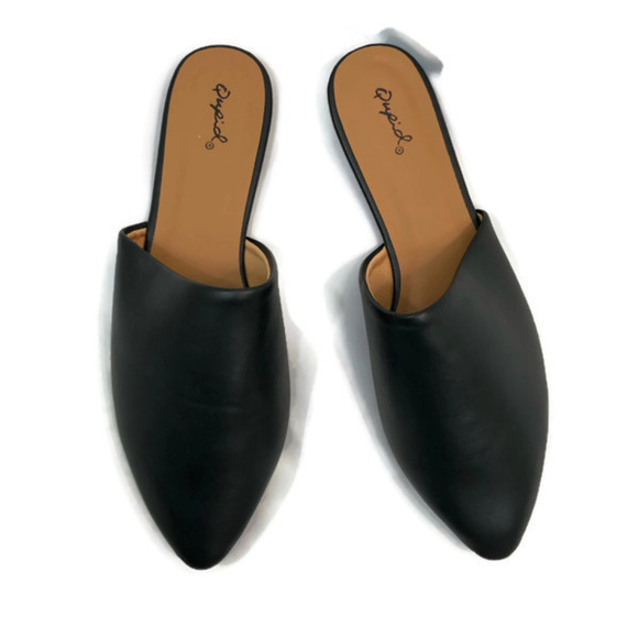 Black Faux Leather Pointed Slip On Mules NEW - Picture 2 of 3